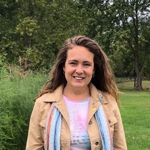 Meet your Posher, Deanna